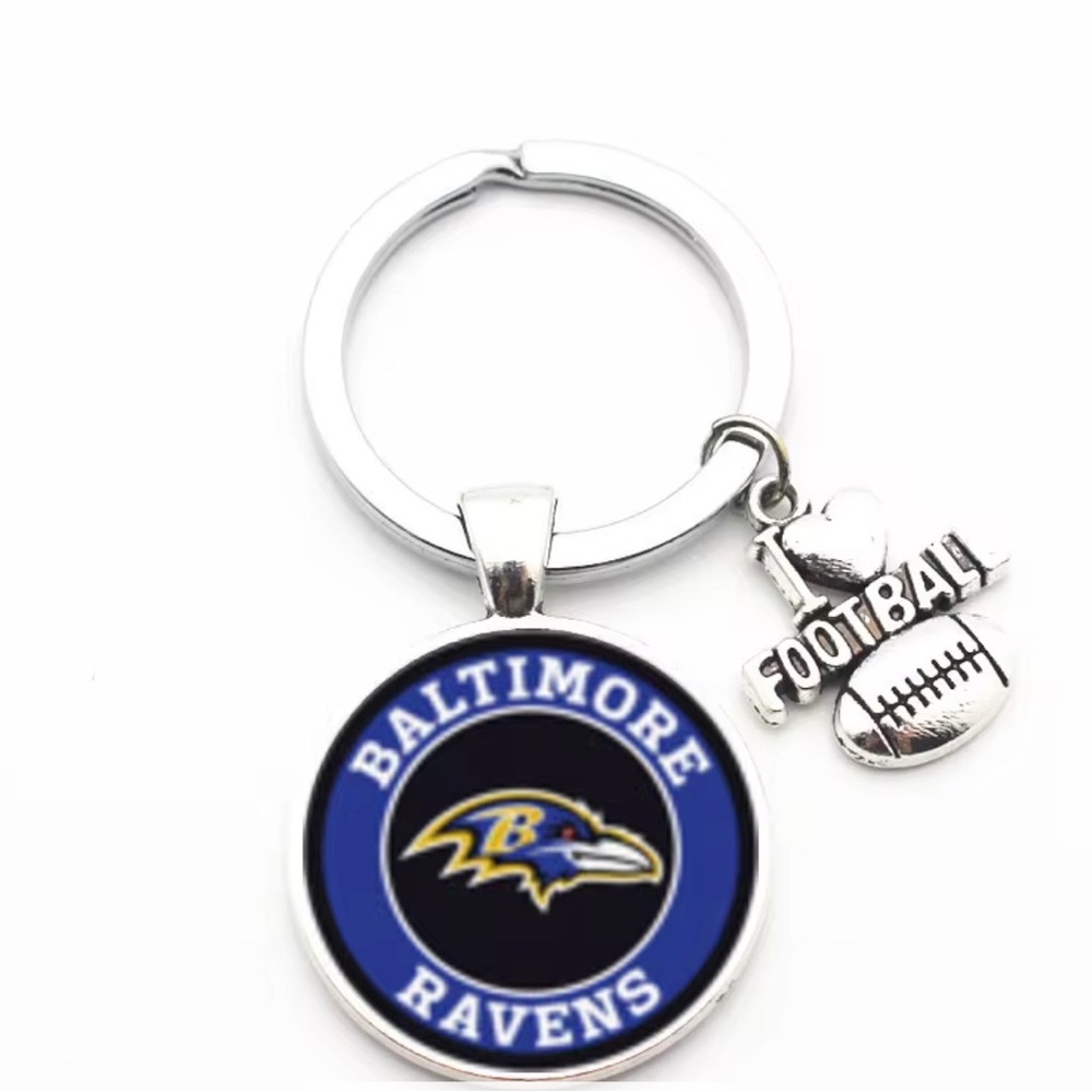 Baltimore Ravens NFLπ¦ββ¬ βI Love Football β Keychain NWOT - Picture 1 of 1